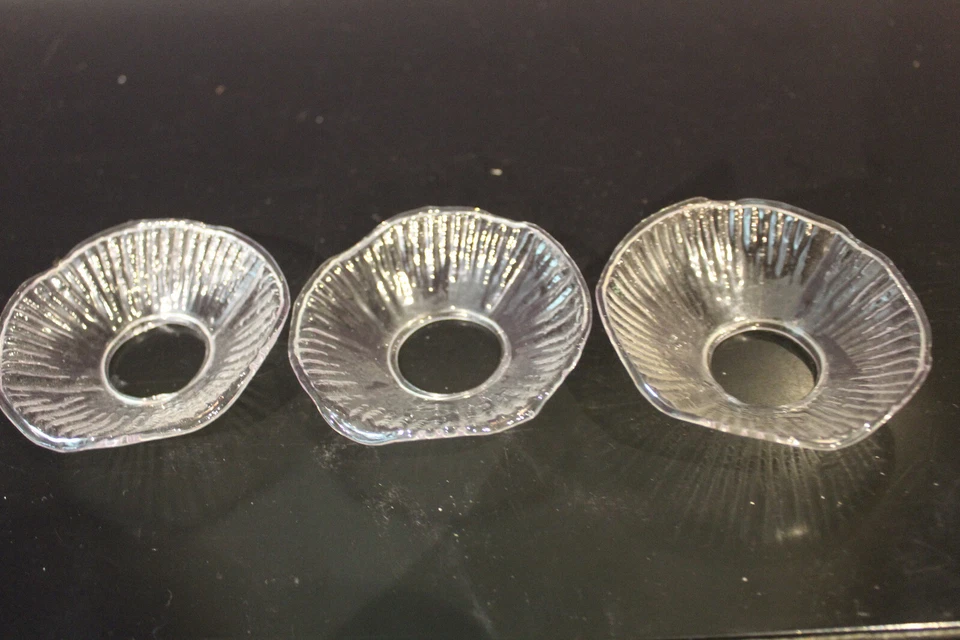 3 ANILLOS DE CERA DE VELA BOBECHE DE VIDRIO TRANSPARENTE CON BORDE PRENSADO Foto 3 de 4