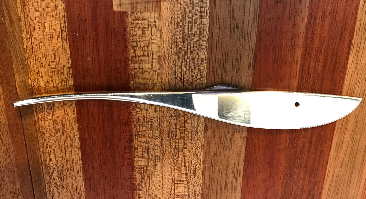 Gone Fishing Dinner Knife Yamazaki Glossy Stainless Flatware **FREE