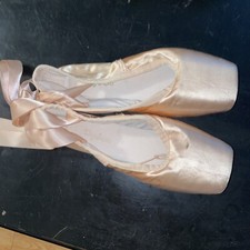 Daydance Ballet Pointe Shoes Girls Women Ribbon Ballerina 42 XXX Pink Satin