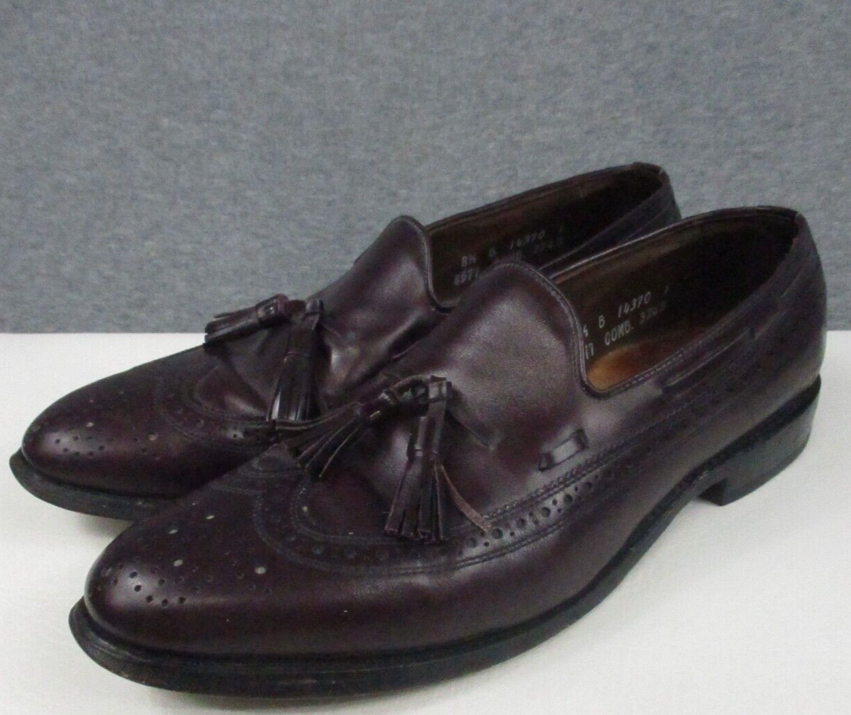 Allen Edmonds Manchester Men 8.5 Leather Dress Shoe Tassel Wingtip