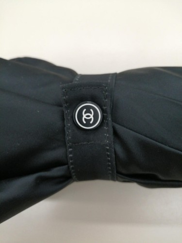 Auth CHANEL camellia Coco Mark Umbrella Polyester White Black Made in France - Picture 3 of 12