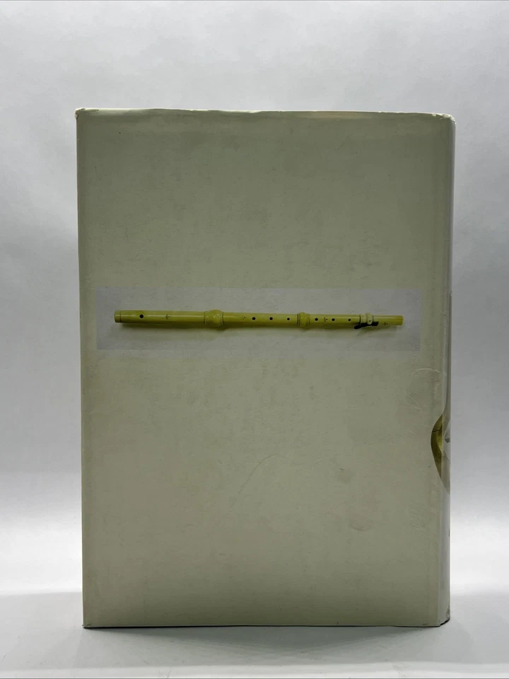 Color catalog of the Nicholas Shackleton Clarinet Collection HC/DJ 2007 - Image 3 of 4