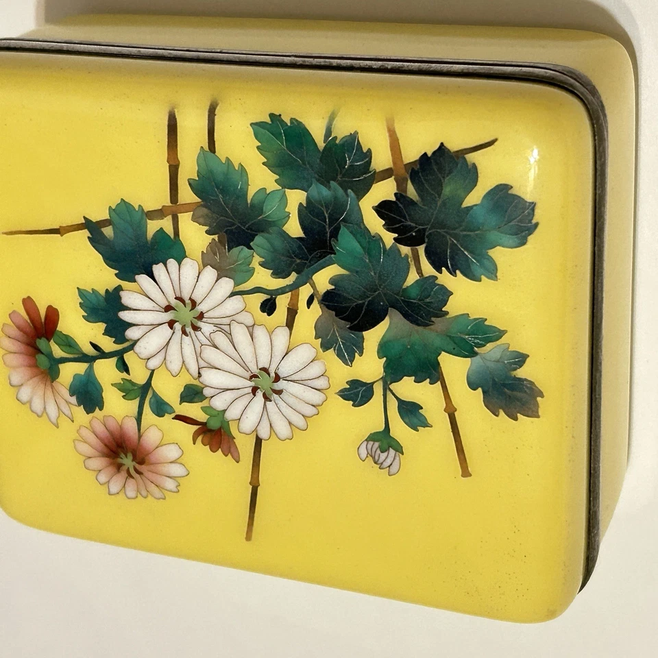 De Colección Meiji Japonés Cloisonne Amarillo Pintado Esmalte Tapa Caja Sin Firmar Ando Foto 2 de 4