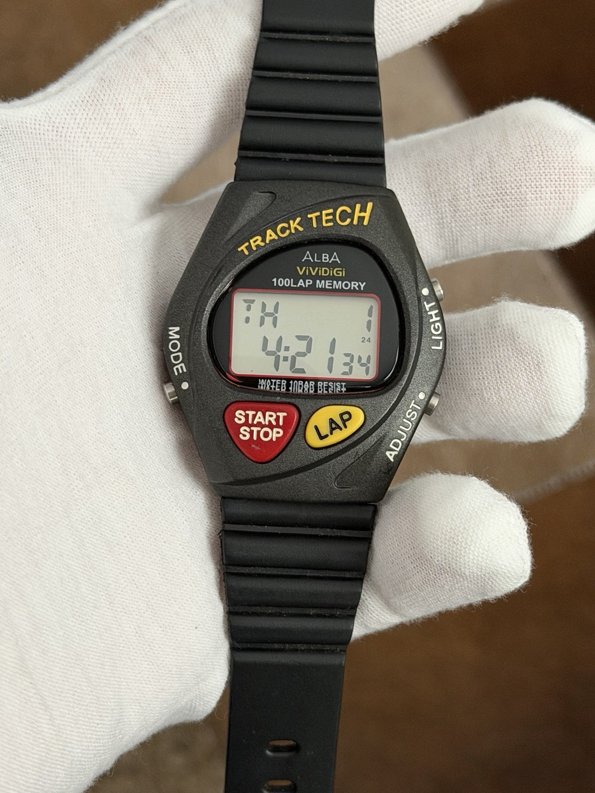 W151-4A00 Rare 1980s Alba Digital Watch Sports JDM Men’s Track Vintage Tech - VintageWatches.PK W151-4A00 Rare 1980s Alba Digital Watch Sports JDM Men’s Track Vintage Tech - vintagewatches.pk