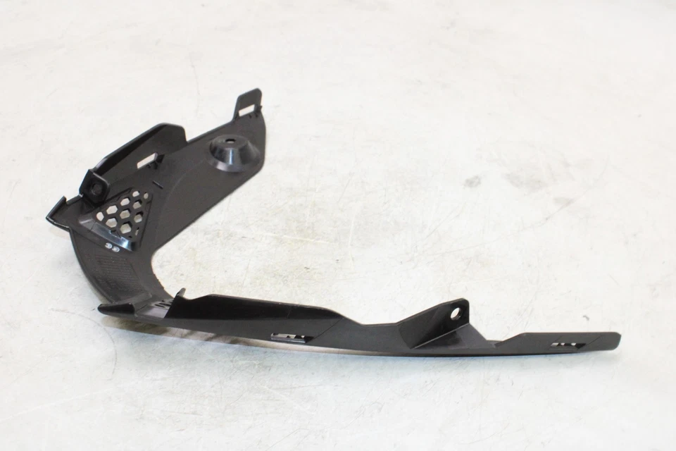 2023 铃木 GXS750 原始设备制造商 低底 BELLY FAIRING COWL — 第 4/4 张图片