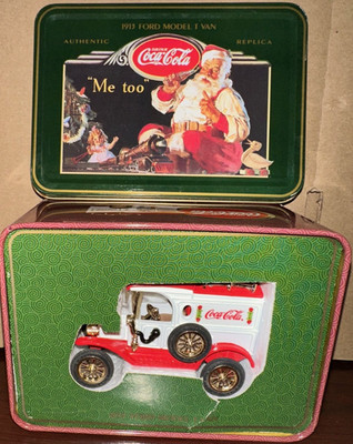 Coca Cola 1913 Ford Model T Collectors tin Santa Me Too