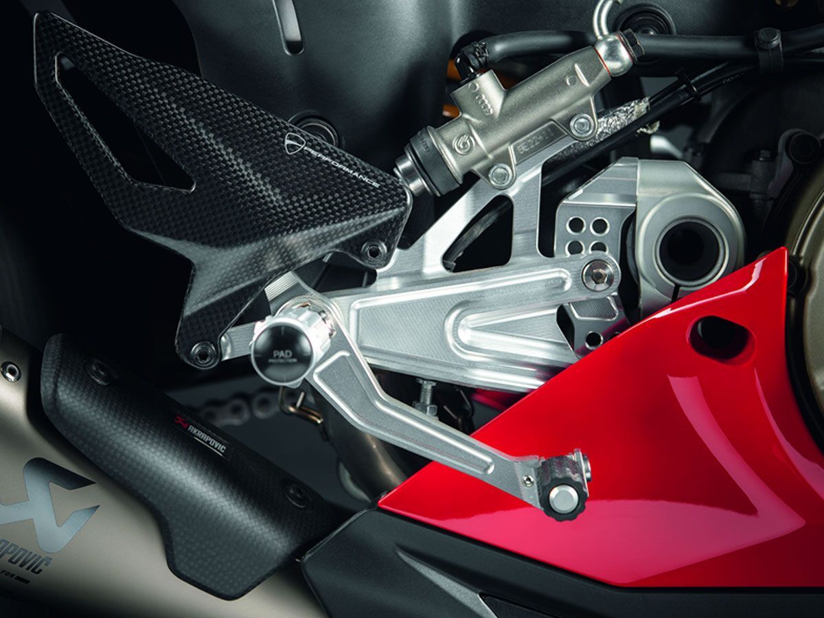 【igariqqq】DUCATI Performance RIZOMA 製 Rizoma Adjustable Rearsets - Panigale / StreetFighter V4 - V4EVO