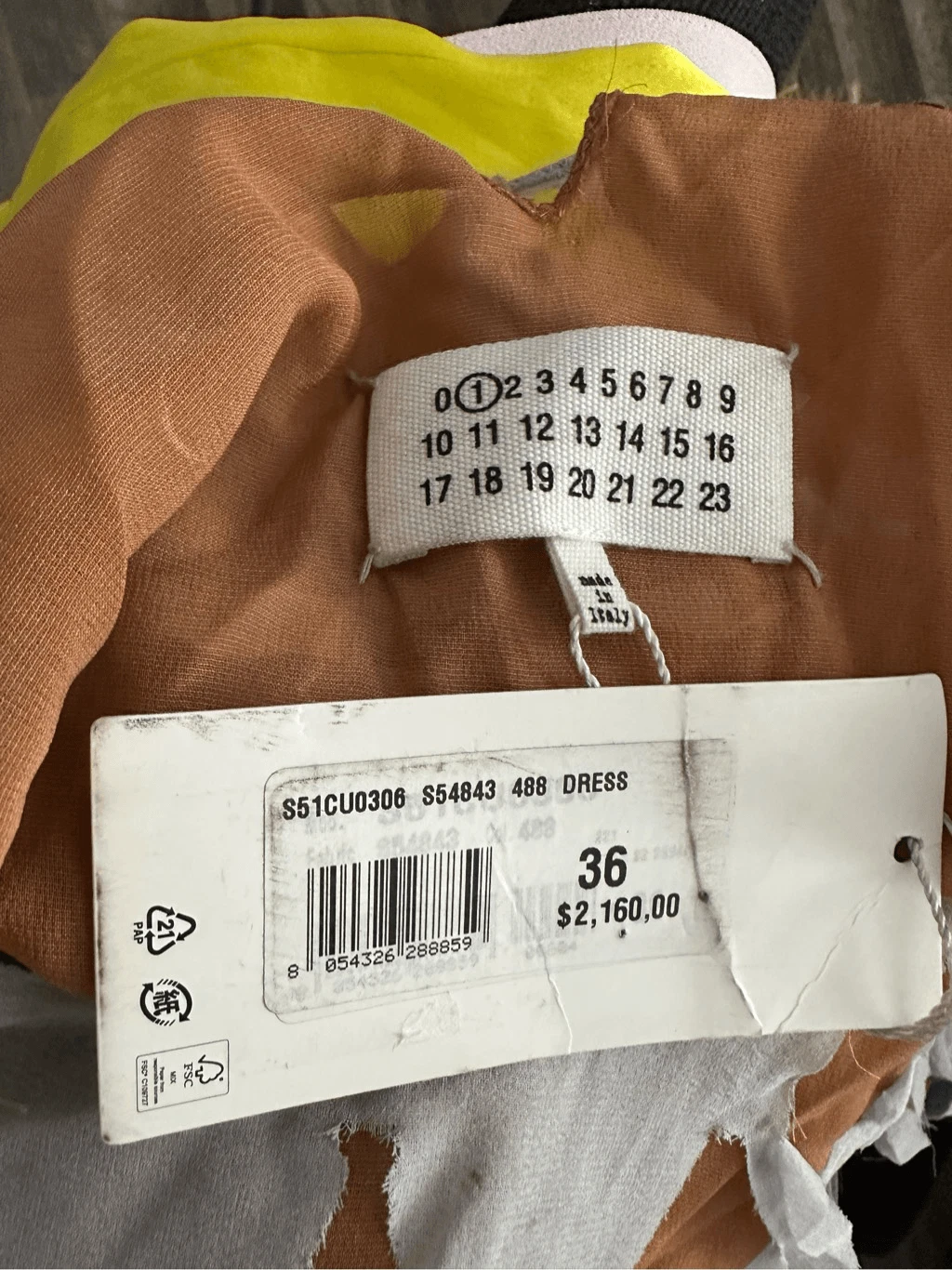 Maison Margiela Abito di seta ritagliato