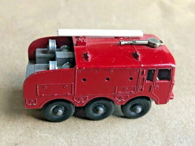 1964 Vintage Matchbox 1-75 No. 63 B Foamite Fire Crash Tender BPW