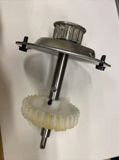 Chamberlain,Liftmaster Belt Gear Sprocket Drive Shaft Assembly 041A4885-2