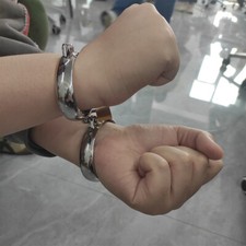 Metal Handcuffs Ankle Cuffs Lock Key Chain For Women Men Restraint BDSM bondage