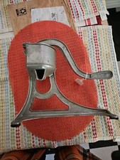 Vintage L.F. & C. Juicer Hand Operated