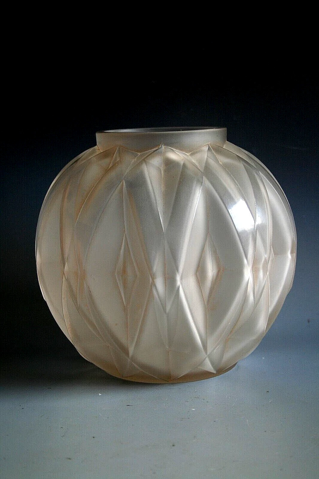 ANTIQUE ART DECO ANDRE HUNEBELLE GLASS VASE