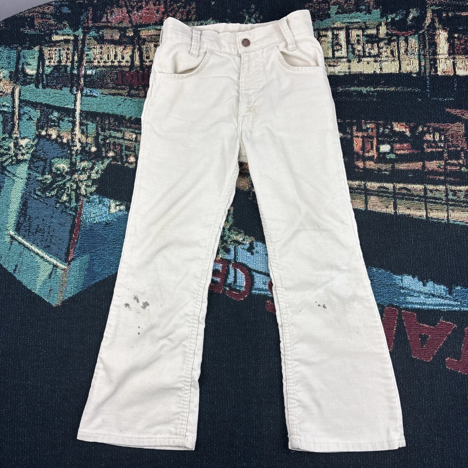 Pantalones de mezclilla acampanados de pana vintage años 60 Levi's Big E crema 22x21 niños jóvenes Foto 2 de 4