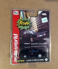 New  Auto World Classic Batmobile Slotcar DC Comics 2017 HO Scale 4Gear
