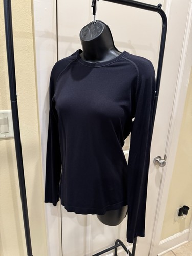 Women’s FIGS Seamless Underscrub Black Long Sleeve Size Medium New With Tags