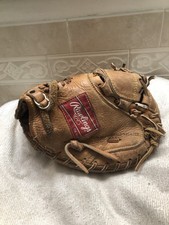 Rawlings RCM30 Butter Soft Deep Pocket 32.5  Baseball Catchers Mitt Right Throw