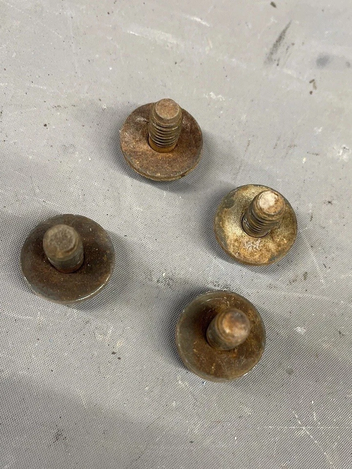 Chevy Impala 1965-1972 capó bisagra pernos BelAir Biscayne Chevelle GTO Cutlass 442 Foto 3 de 3