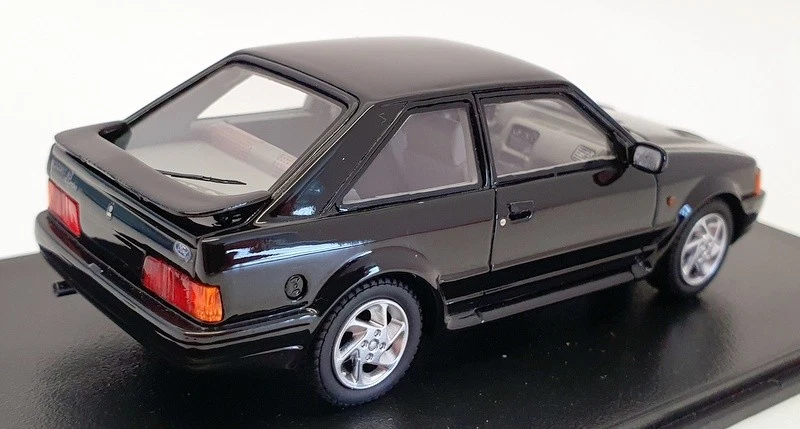 Neo Models 1/43 Scale Resin NEO44952 - Ford Escort Mk4 RS Turbo - Black - Image 2 of 4