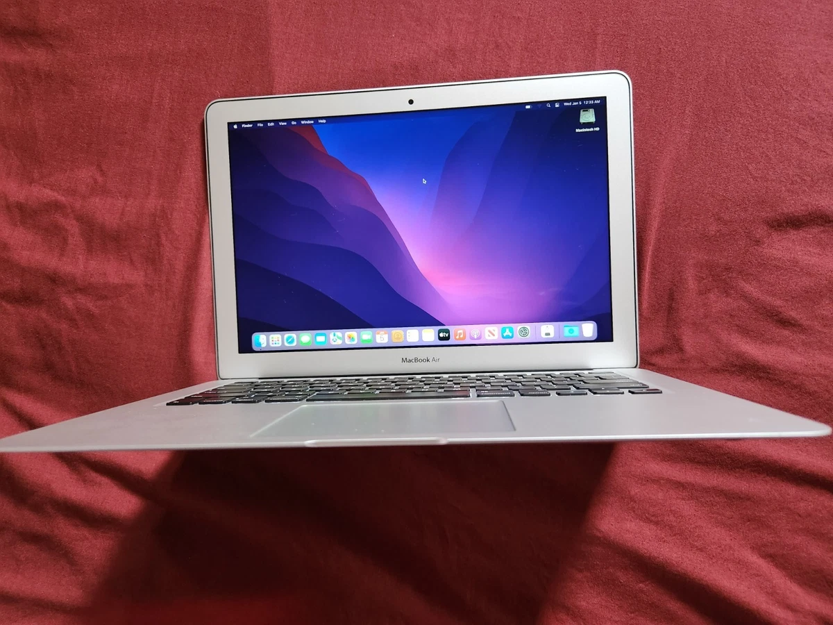 2017 Apple MacBook Air 13.3 256GB SSD Intel Core i5 1.8GHz 8GBRAM A1466