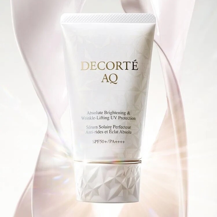 COSME DECORTE AQ Absolute Brightening & Wrinkle Lifting UV