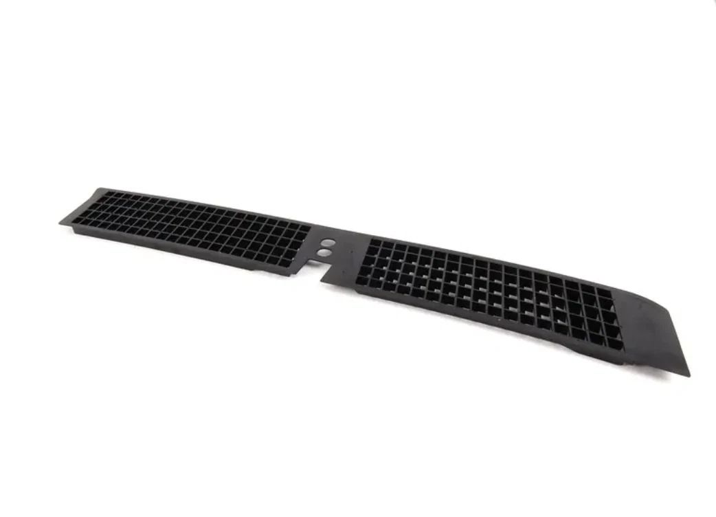 NEW BMW 7 E38 RIGHT BONNET AIR INTAKE GRILLE TRIM 51138166658 