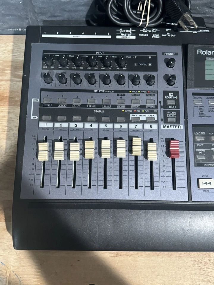Roland VS-890 24-bit Digital Studio Workstation With Power Cord - Image 4 of 4