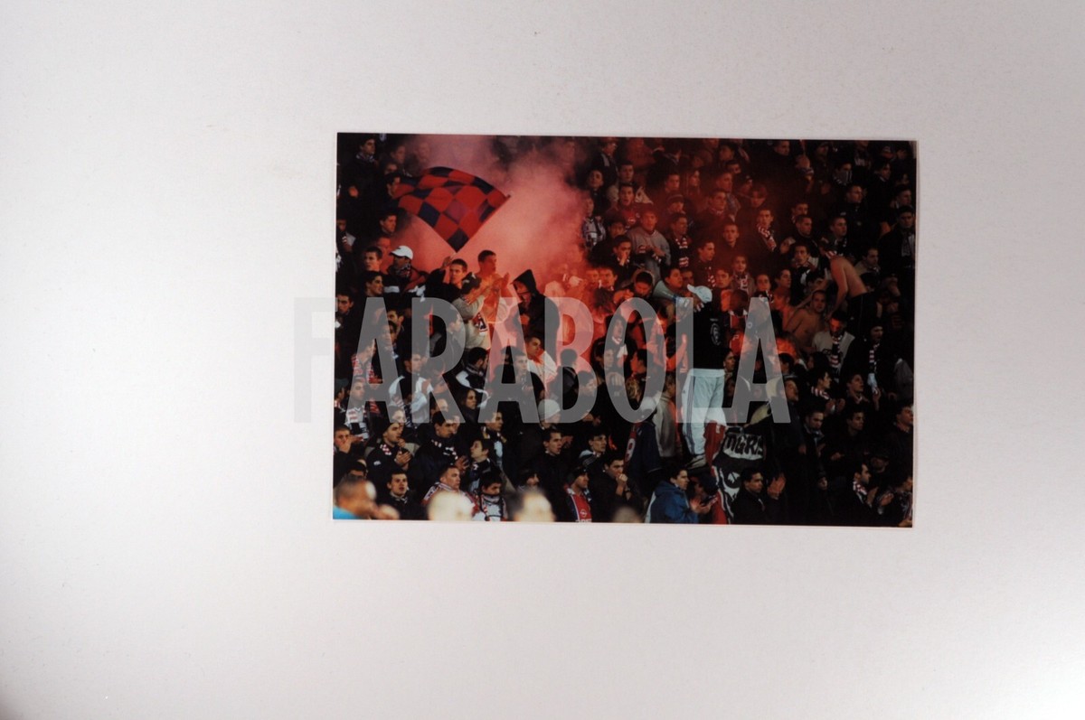 Photo De Presse Vintage PSG - Tifosi - Années 2000 - Tirage 20x15 Cm - Italie