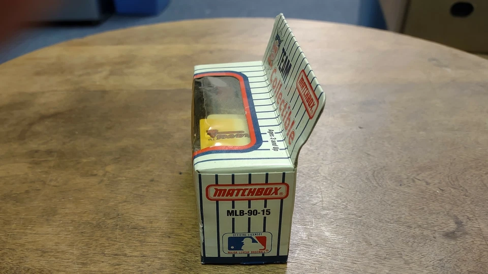 1990 Matchbox Team Collectible ATLANTA BRAVES 1:64 Model A Ford Die-Cast NIB  C1 - Image 4 of 4