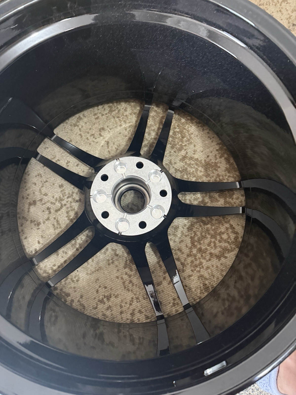 New Aston Martin DBS Superleggera Wheel Black Gloss Rear Wheel 21 Inch