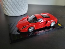 1:43 Ferrari Enzo, Red. Kyosho 05001R, die-cast model car. Missing wing mirror