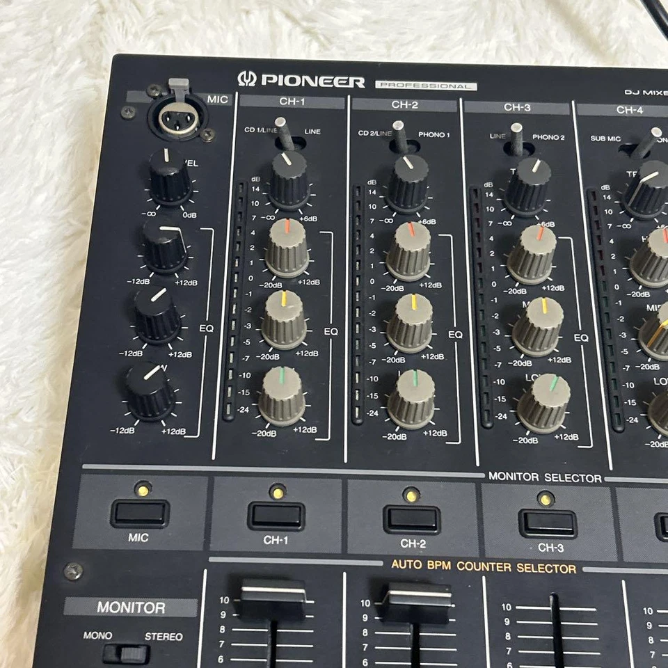 Pioneer DJM-500 DJ Mixer 4-Kanal Performance Mixer getestet aus Japan - Bild 2 von 4