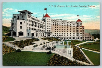 Banff Alberta Chateau Lake Louise CPR Hotel Postcard AB