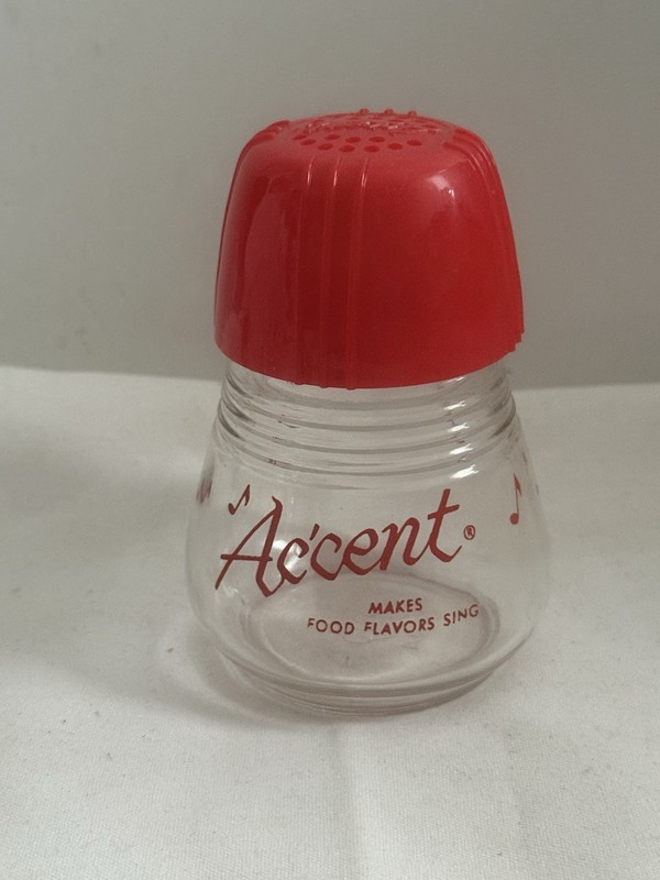 MCM 1950s Accent Seasons Shaker Red Kitchen Advertising Makes Food Flavors Sing