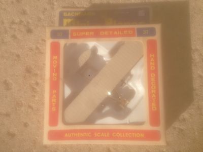 Bachmann Mini-Plane #37 Kitty Hawk -nos