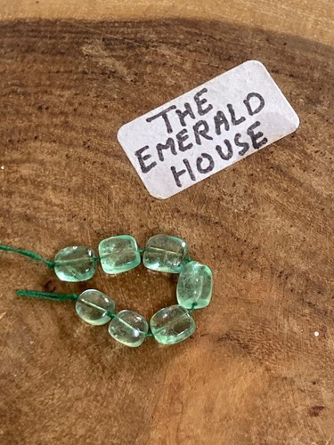6CT Fine Colombian EMERALD Plain Nuggets Beads 7 pcs fancy - Picture 4 of 7