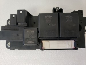 Toyota 77241 33011 Toyota 77241 33011