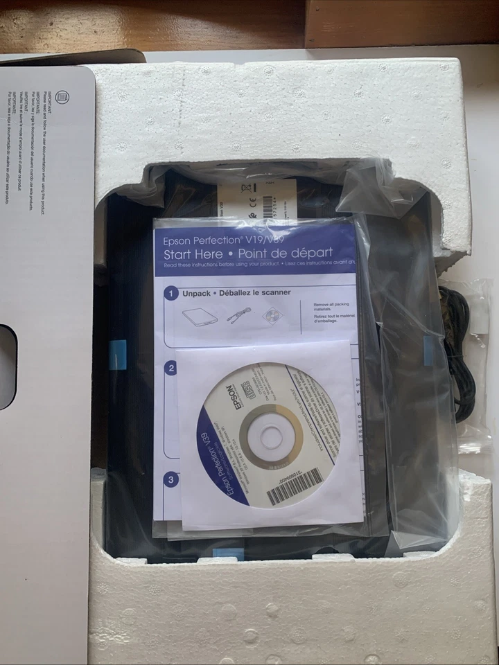 Epson Perfection V39 Flatbed Color Photo & Document Scanner Scan to cloud 4800 - Image 4 of 4