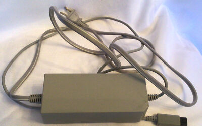 NINTENDO Wii   GENUINE OEM OFFICIAL AC POWER SUPPLY BRICK CABLE CORD & Plug Wall