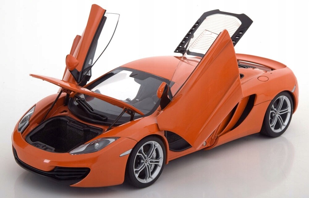 McLaren MP4-12C Orange | 1:18 scale | AUTOart Signature | Auto art