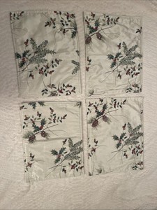 ST. NICHOLAS SQUARE HOLLY BERRY PINECONES placemats Set (4) FREE SHIP