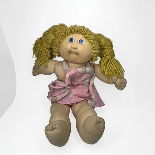 Cabbage Patch Kids Doll Blonde Girl Head Dimples Vintage 1980s