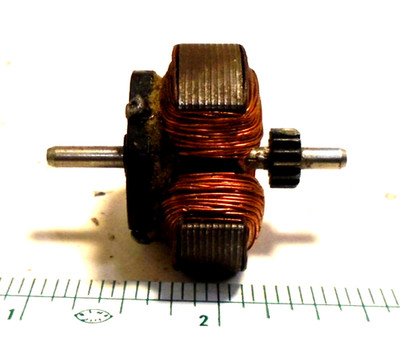LIONEL 675-40  ARMATURE WITH PINION GEAR - TESTED - WORKS - GS