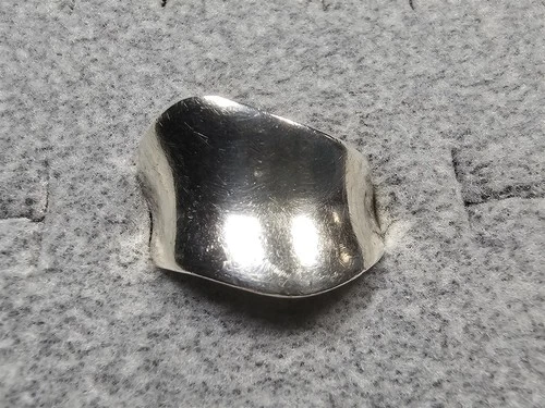 GRANDMA GRABE'S BEAUTIFUL VINTAGE 925 STERLING SILVER CURVED BAND 4.7G RING SZ 8