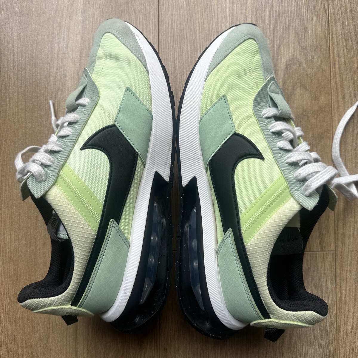 liquid lime nike