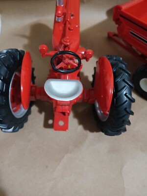 Original Scale Models 1/16 IH McCormick Farmall M Diecast Farm