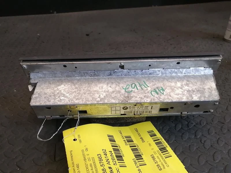 Audio Equipment Radio AM-FM Receiver Front Fits 97-03 BMW 540i 1537907 - Изображение 2 из 4