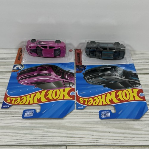 Hot Wheels '20 Dodge Charger Hellcat Lot of 2  Pink + Grey - Bild 4 von 5