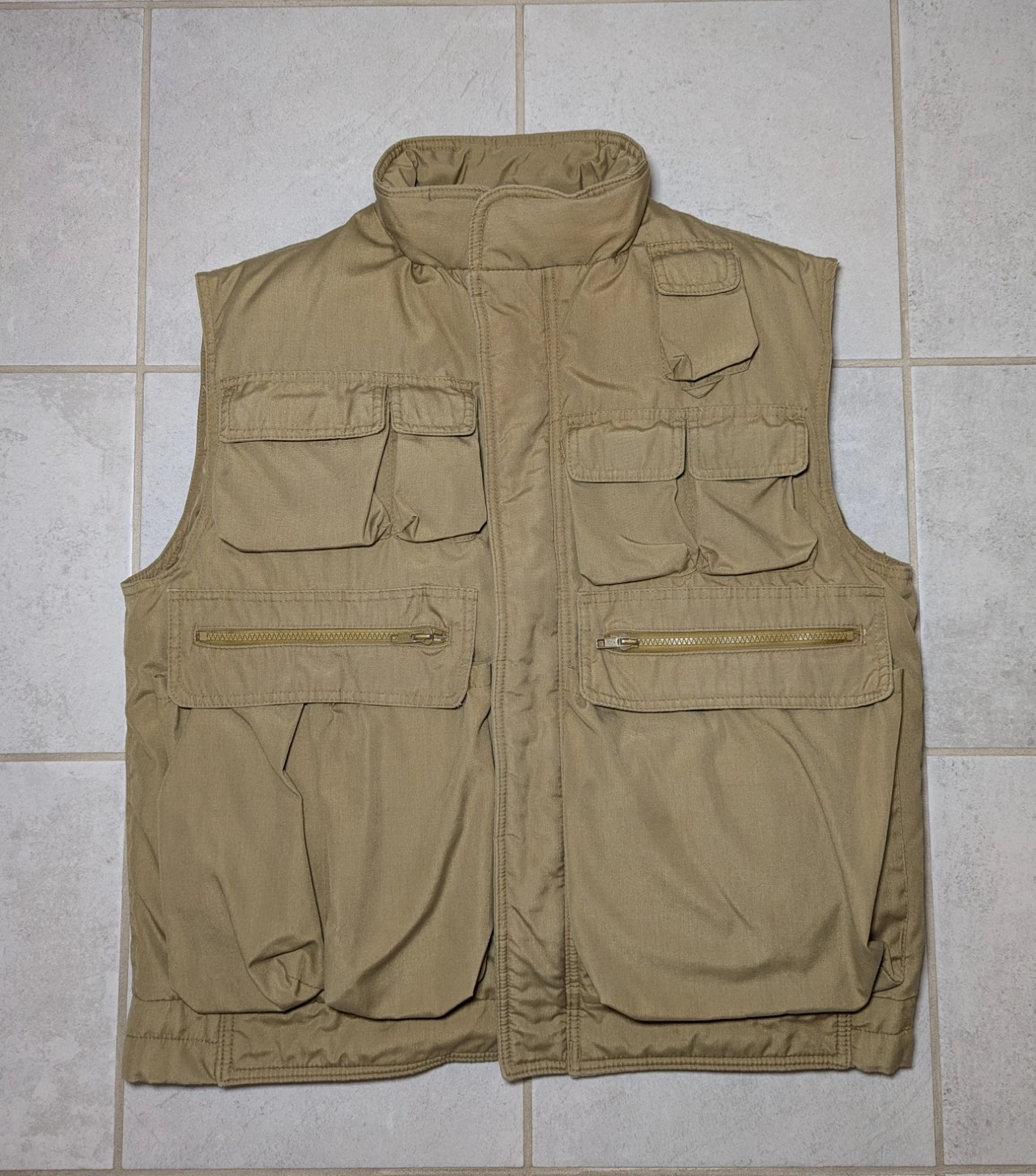 Cabelas Men's Large Down Puffer Vest Full Zip Tan Pockets Sidney NEBR Vintage