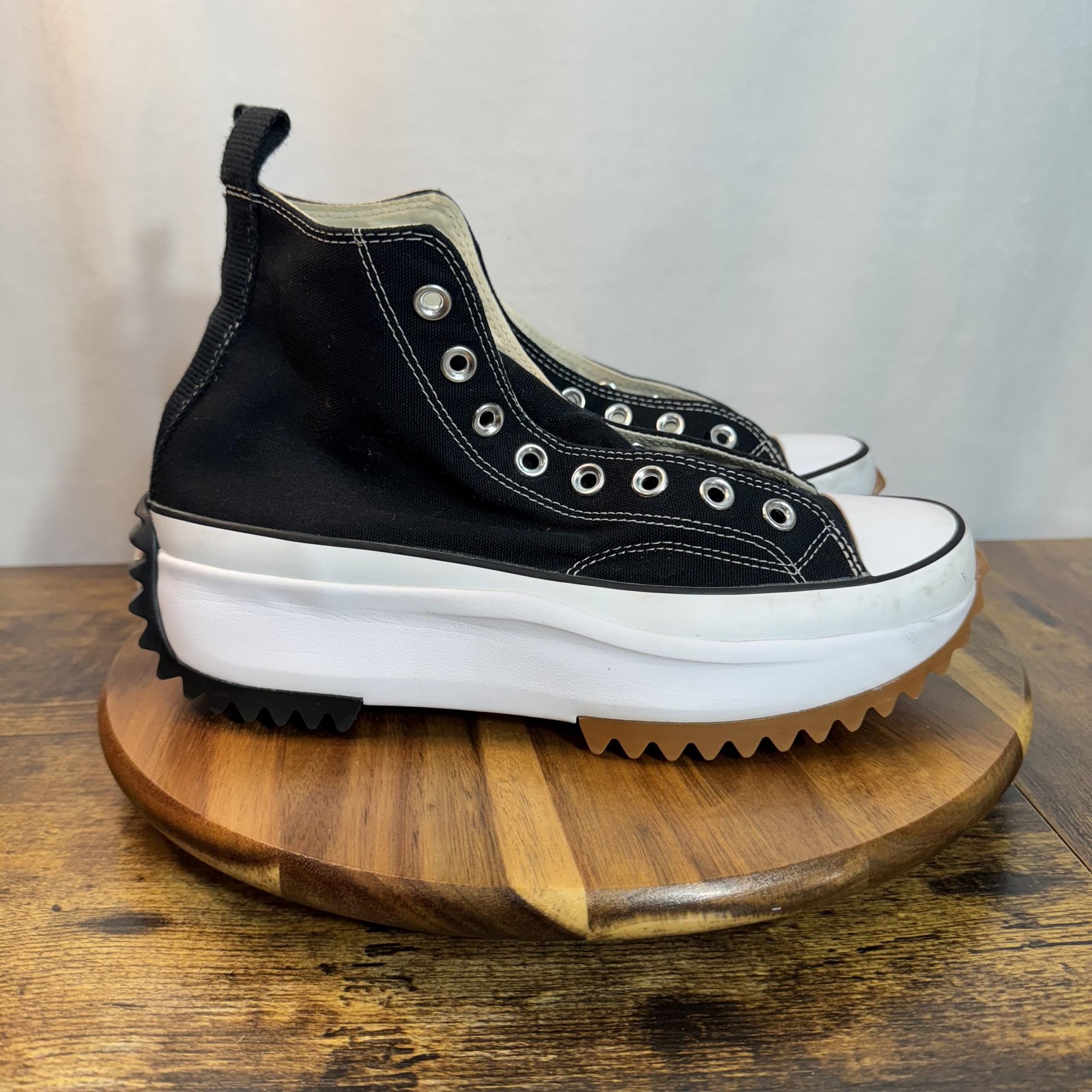 Converse Run Star Hike Shoes Womens Size 9.5 Platform Lug Sole 166800C Black